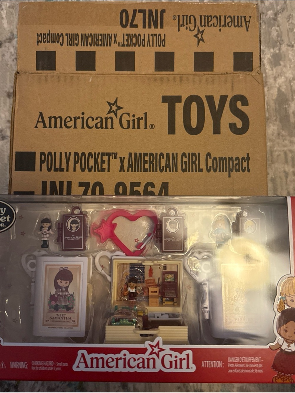 American Girl Polly Pocket Playset with Red Heart Accent